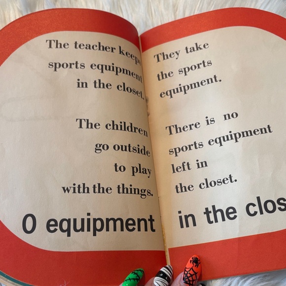 Colorful Number Zero Book - Picture 8 of 8